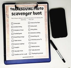 Thanksgiving Photo Scavenger Hunt the Entire Family Will Love